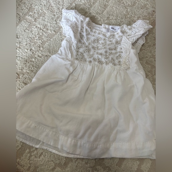 Zara Other - Zara 3-4 White Eyelet Baby Dress